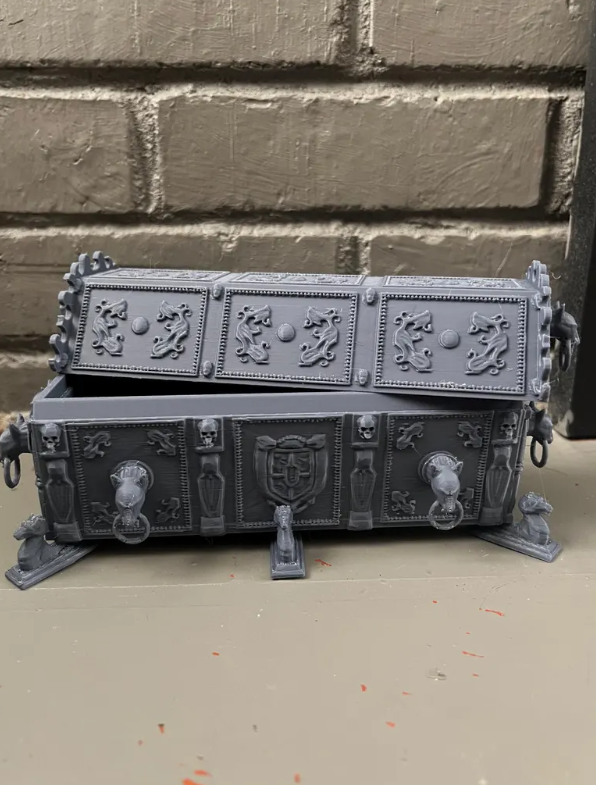 Nosferatu Coffin Replica: 3D-Printed Gothic Vampire Collectible